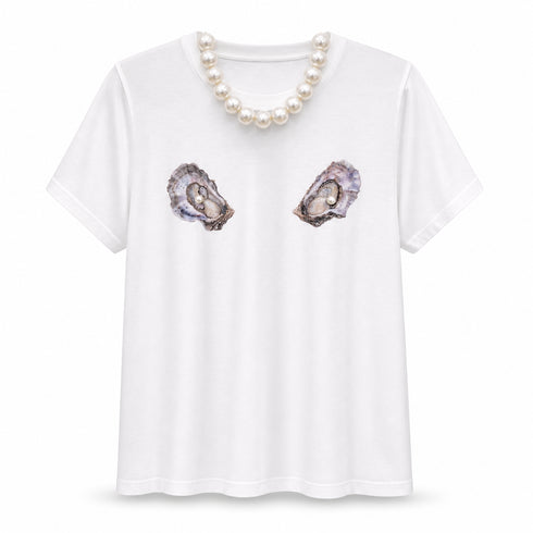 TENSIONE IN-TSHIRT BIANCA CON STAMPA E COLLIER DI PERLE (68)