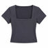 T-SHIRT CON SCOLLO QUADRATO (15)
