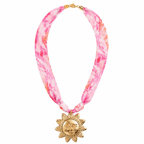 COLLANA CON PENDENTE SOLE DORATO E COTONE ROSA (131)