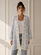 CARDIGAN ALL'UNCINETTO MOTIVO FLOREALE AZZURRO E PANNA (171)