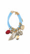 BRACCIALE AZZURRO CON CHARMS DORATI E PENDENTI