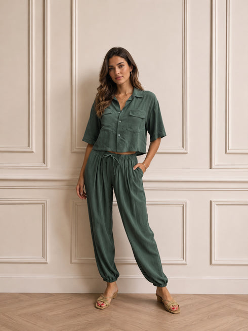 COMPLETO COORDINATO VERDE OLIVA CON CAMICIA E PANTALONE MORBIDO